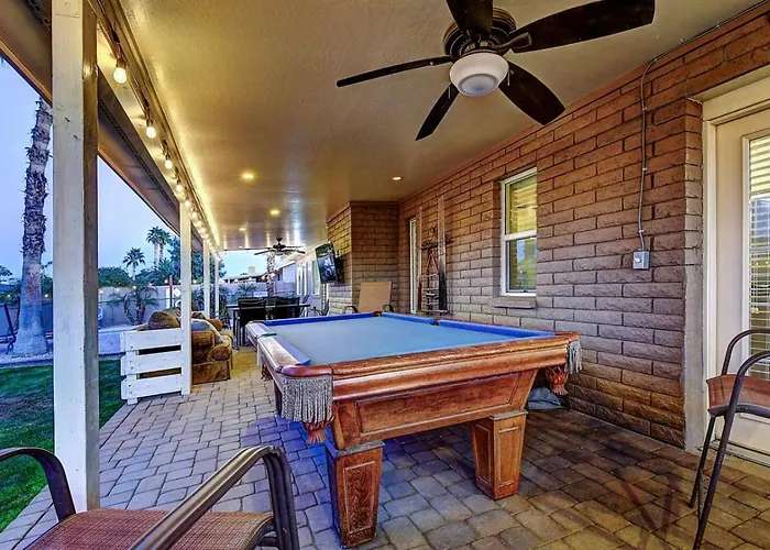 The Estate Holiday home Phoenix